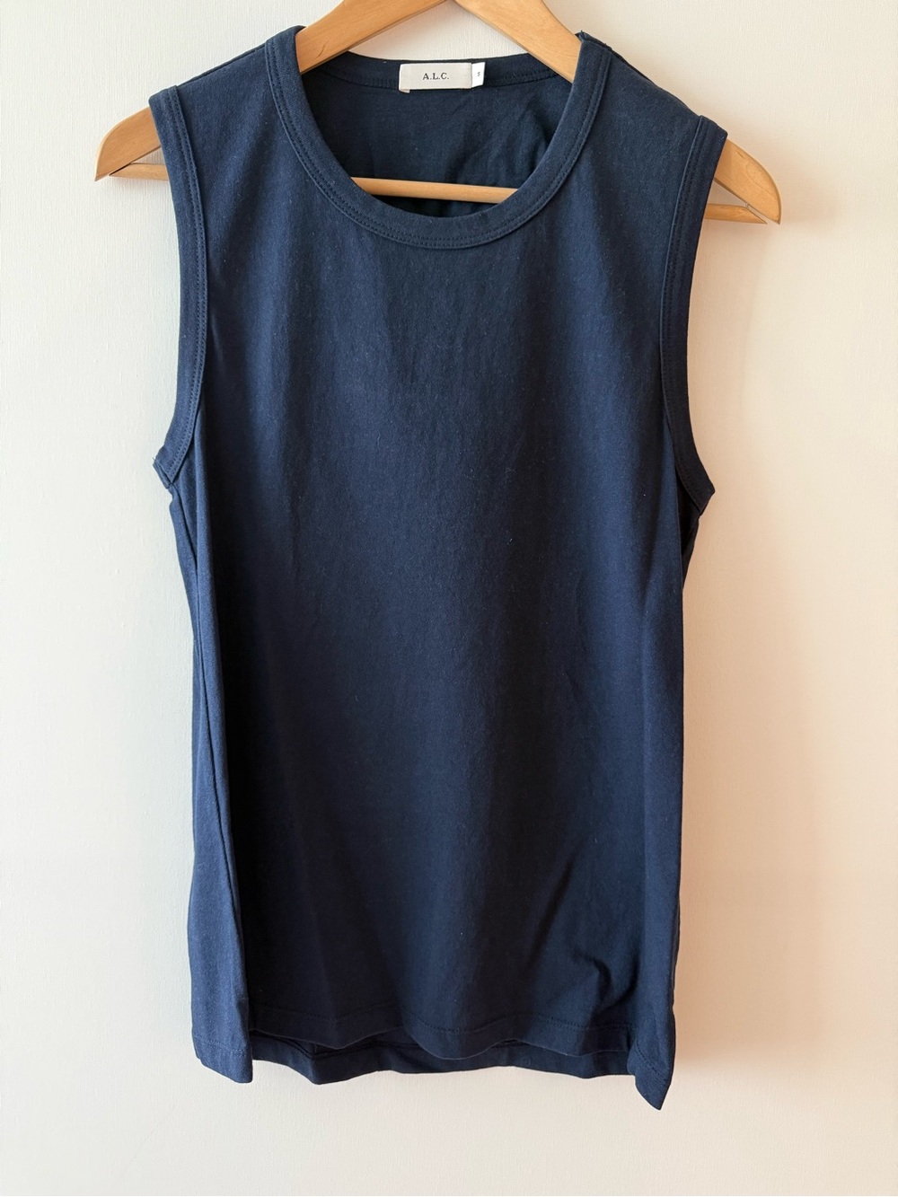 A.L.C. 100% Cotton Sleeveless Crewneck Tank in Navy w. Cut-out Back Size S P